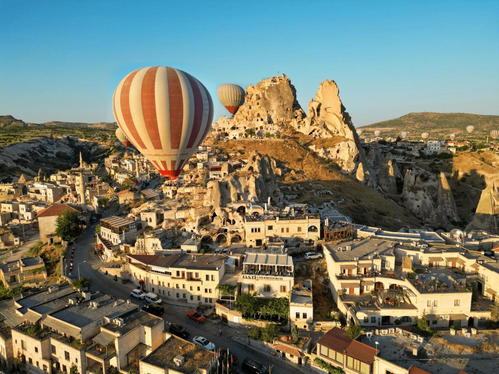 Ages In Cappadocia Hotell Üçhisar Exteriör bild