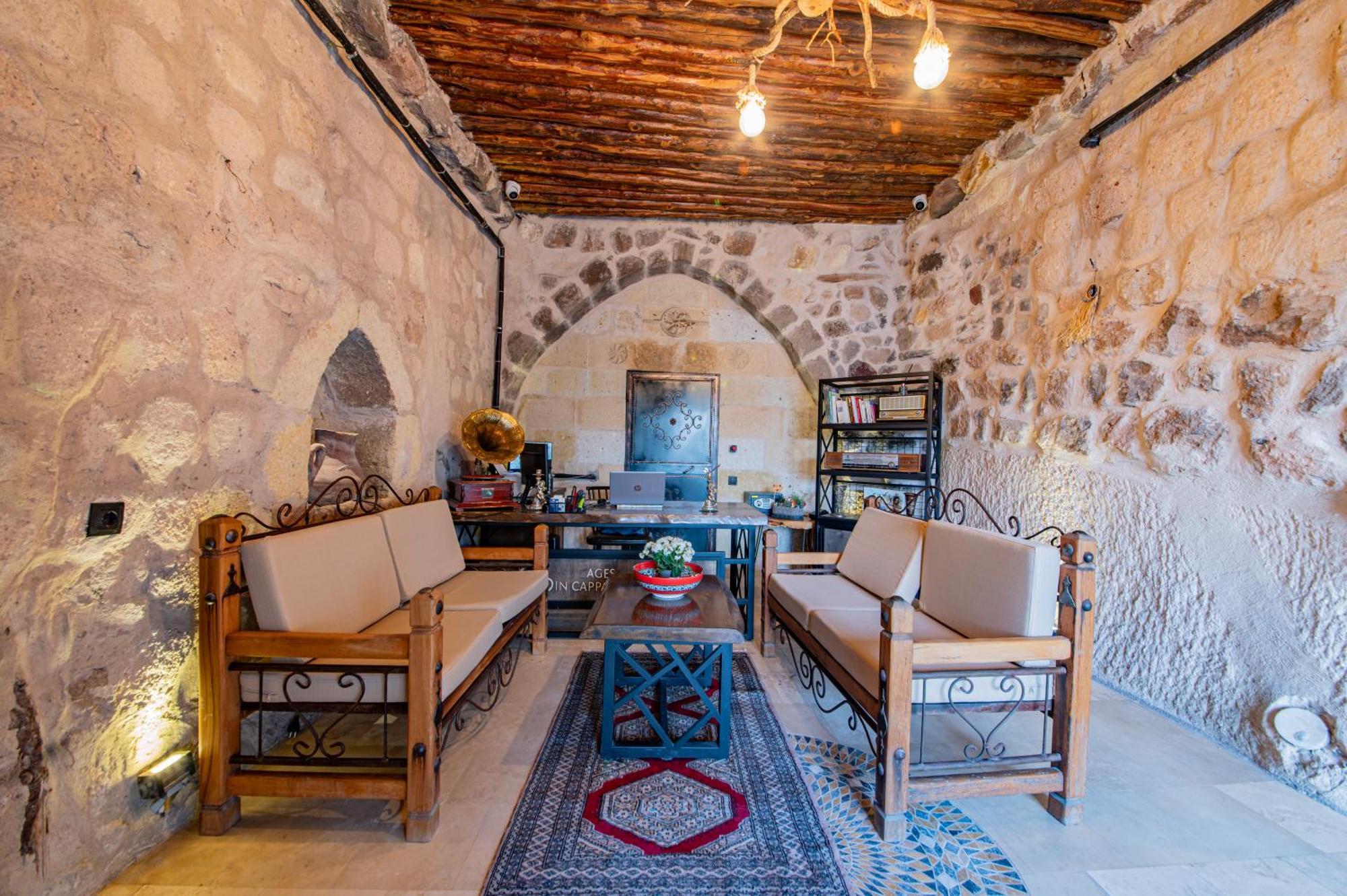Ages In Cappadocia Hotell Üçhisar Exteriör bild