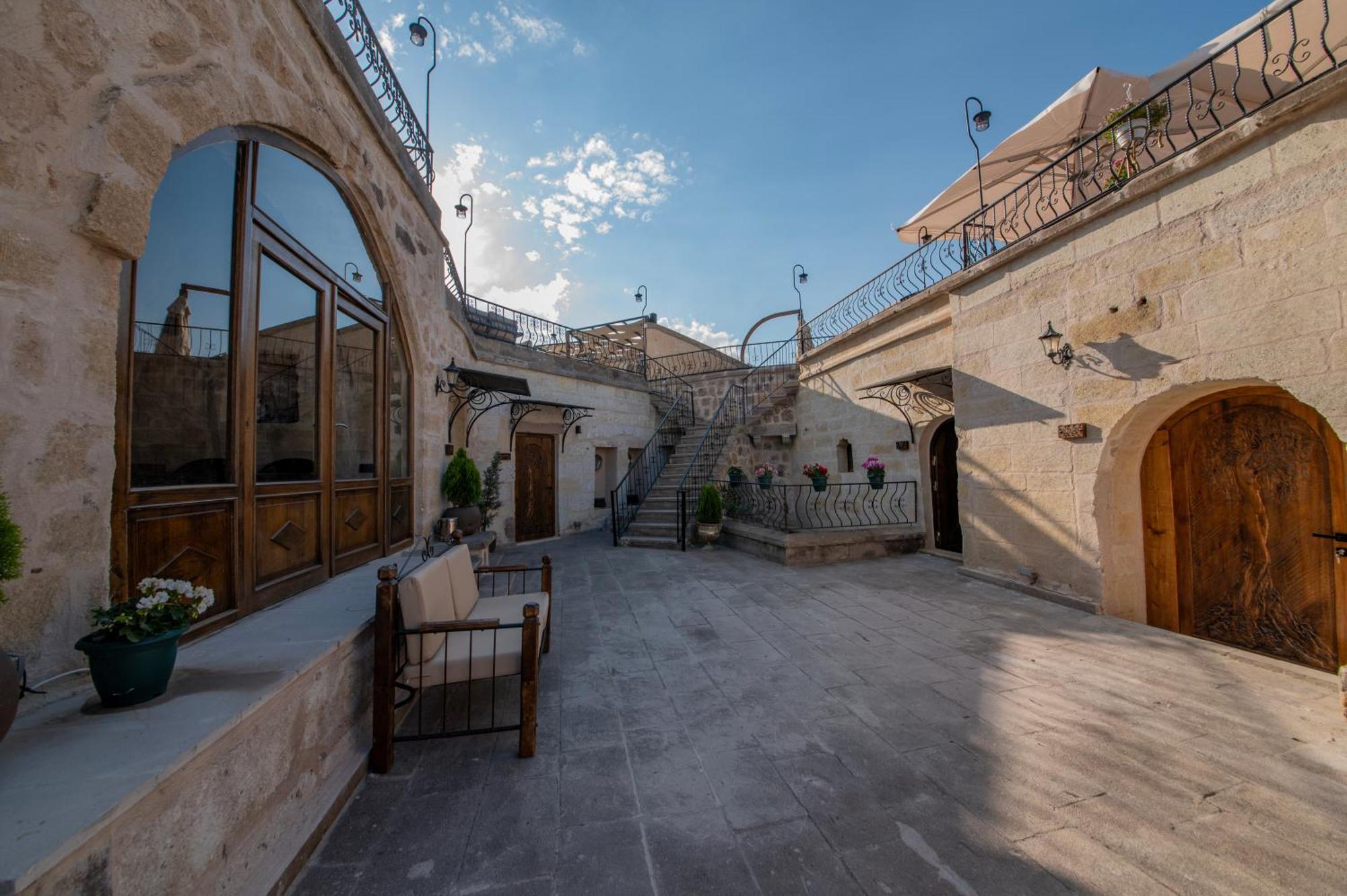 Ages In Cappadocia Hotell Üçhisar Exteriör bild