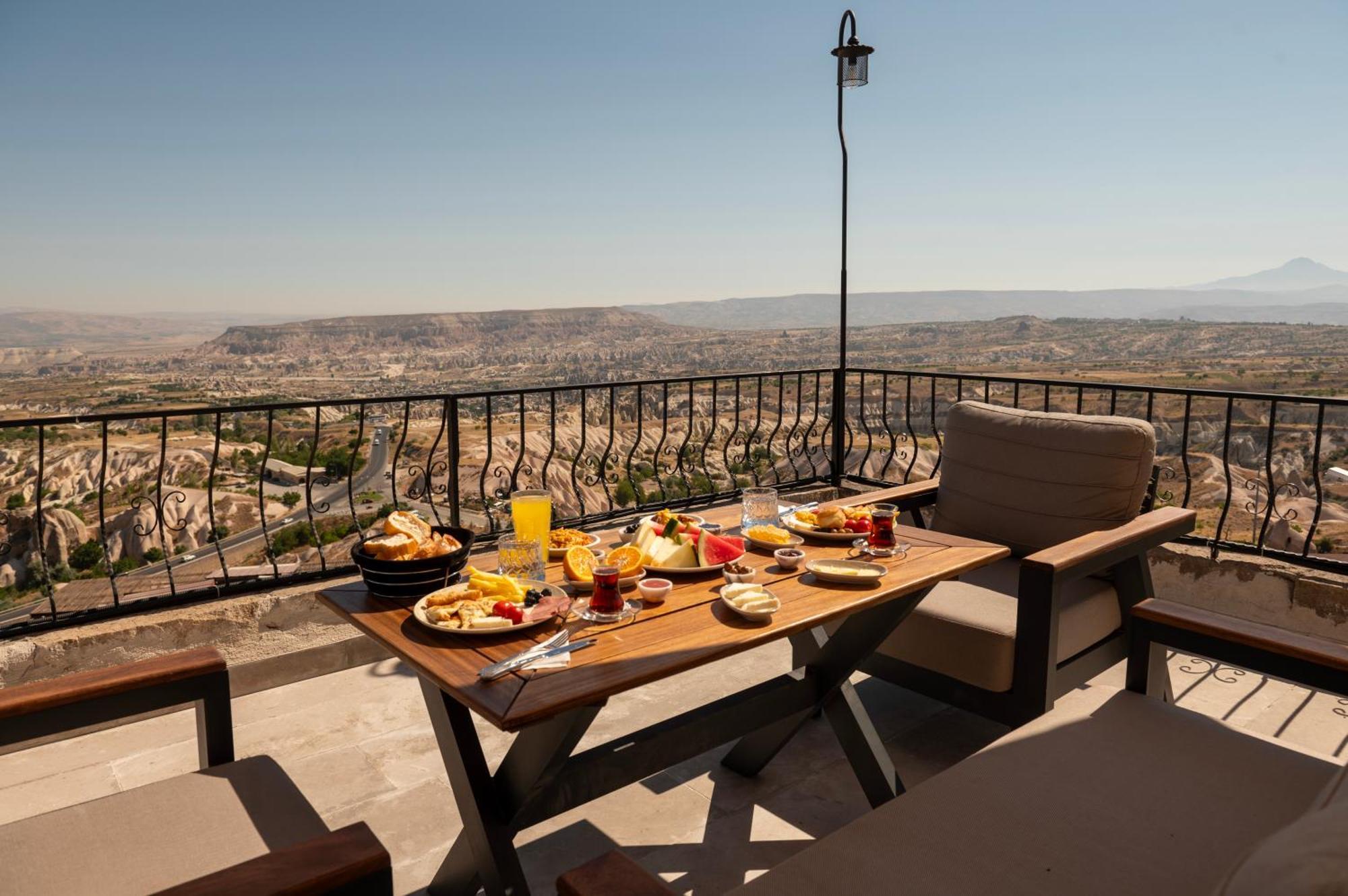 Ages In Cappadocia Hotell Üçhisar Exteriör bild